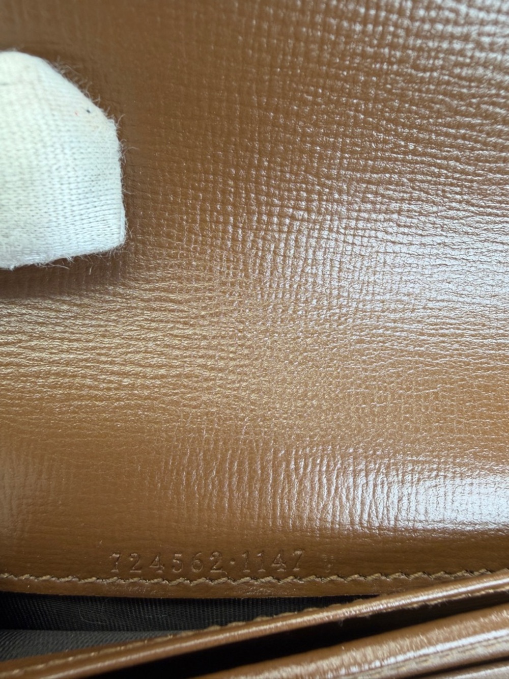 Gucci Interlocking GG Monogram Supreme Passport Card Wallet Organizer - Picture 10 of 10